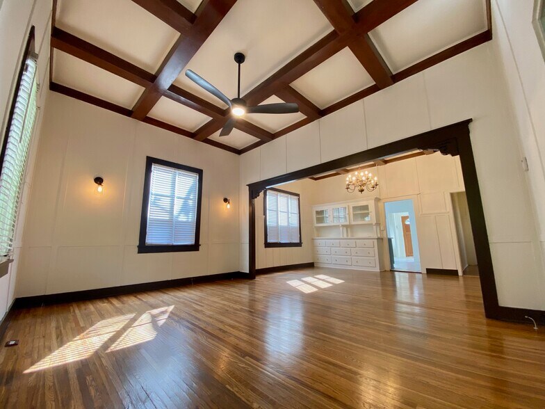 More Photos Of 10603-10609 Palms Blvd, Los Angeles Apartments For Sale