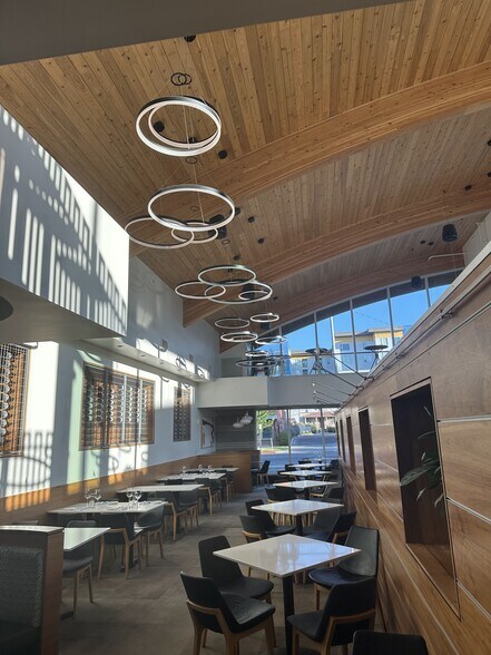 More Photos Of 454 E 300 S, Salt Lake City Restaurant For Sale