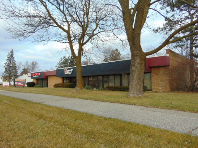 More Photos Of 30000 Orchard Lake Rd, Farmington Medical For Sale