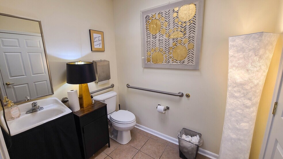 More Photos Of 6900 Houston Rd, Florence Office For Sale