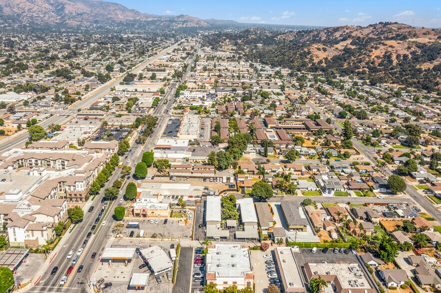 More Photos Of 625-627 S Wabash Ave, Glendora Apartments For Sale