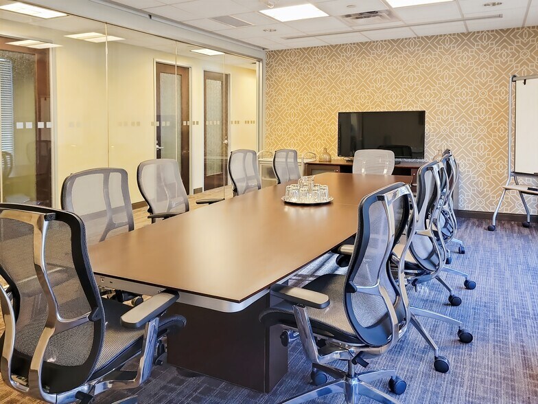 More Photos Of 445 Minnesota St, Saint Paul Coworking Space