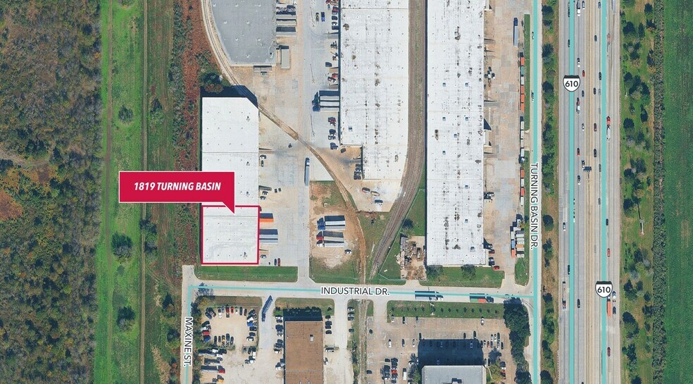 More Photos Of 1819 Turning Basin Dr, Houston Warehouse For Lease