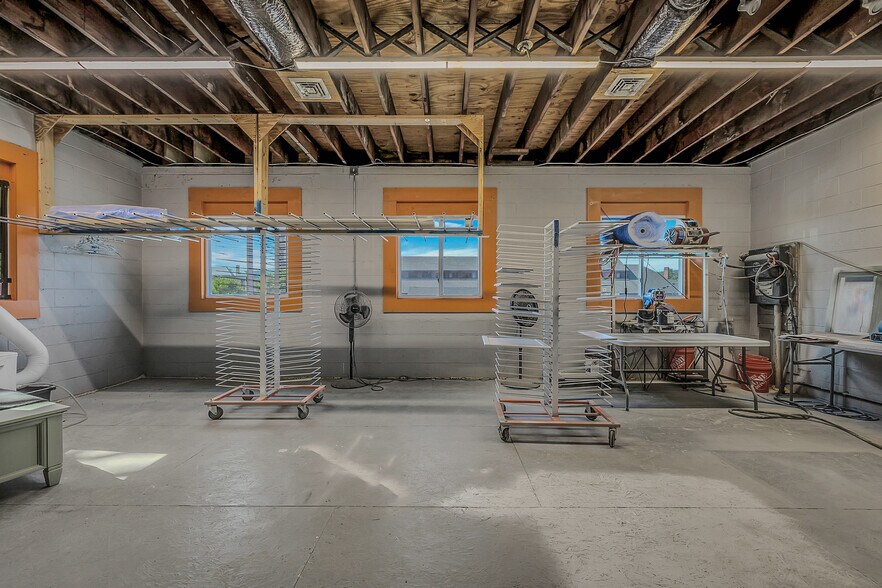 More Photos Of 515 Wyoming Ave, Scranton Flex For Sale