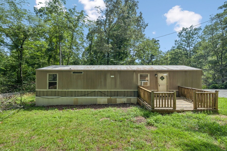 More Photos Of 9314 Beeler Ct, Bon Aqua Manufactured Housing Mobile Home Park For Sale