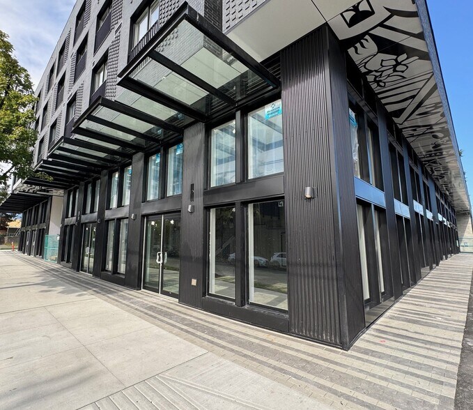 More Photos Of 730-742 Glen Dr, Vancouver Multifamily For Sale
