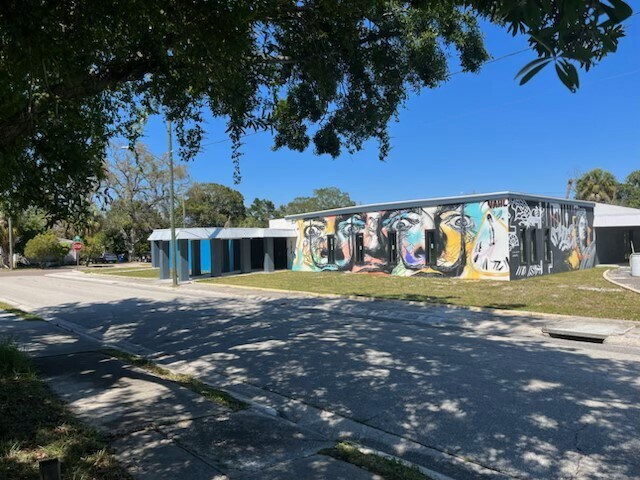 More Photos Of 1940 7th Ave S, Saint Petersburg Medical For Lease