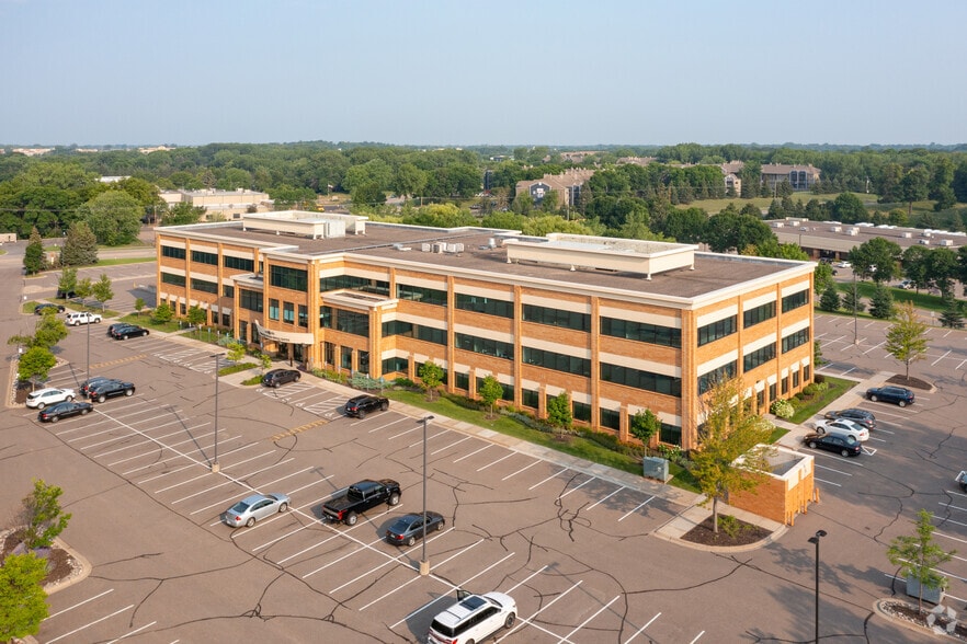 More Photos Of 3300 Fernbrook Ln N, Plymouth Office For Lease