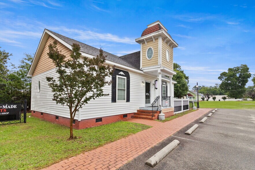 More Photos Of , Laurinburg Office For Sale