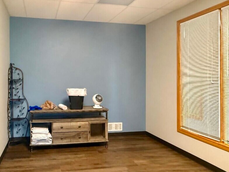 More Photos Of 36 S 18th Ave, Brighton Office For Lease