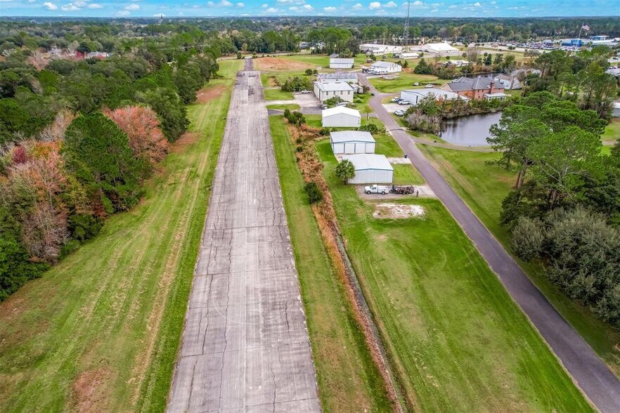More Photos Of 96168 Cessna Dr, Yulee Airplane Hangar For Sale