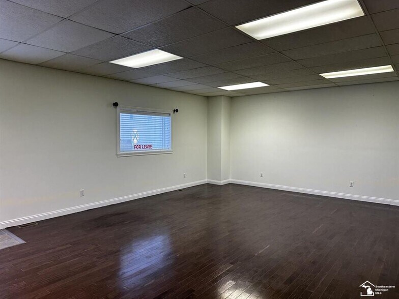 More Photos Of 8736 Swan Creek Rd, Newport Freestanding For Lease