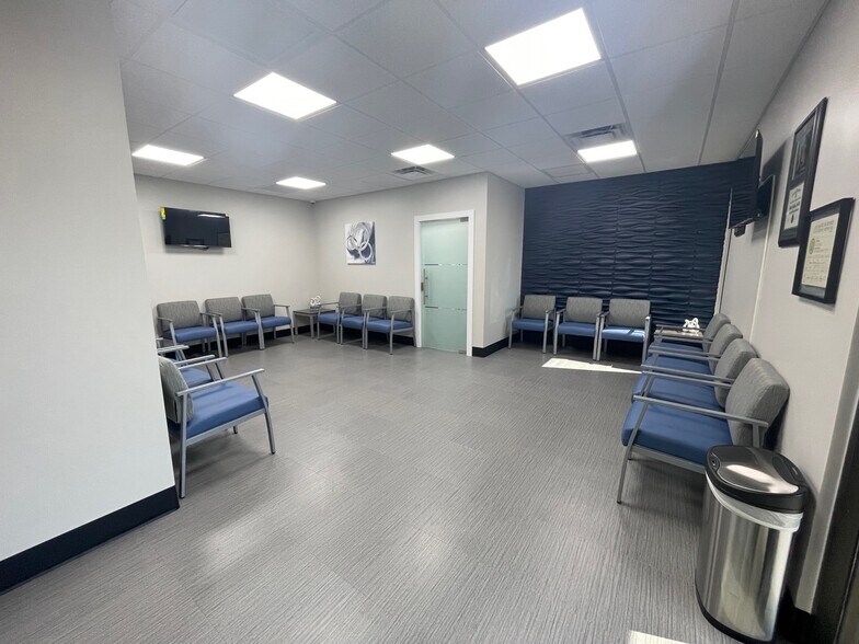 More Photos Of 31201 US Highway 19 N, Palm Harbor Coworking Space