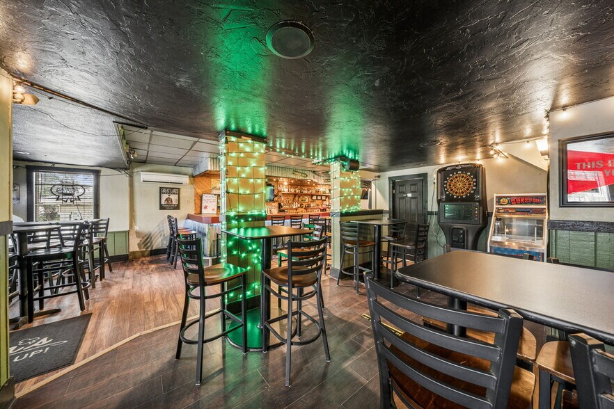 More Photos Of 534 S Main St, Greensburg Bar For Sale