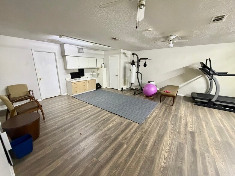 More Photos Of 831 FM 2917 Rd, Alvin Religious Facility For Sale