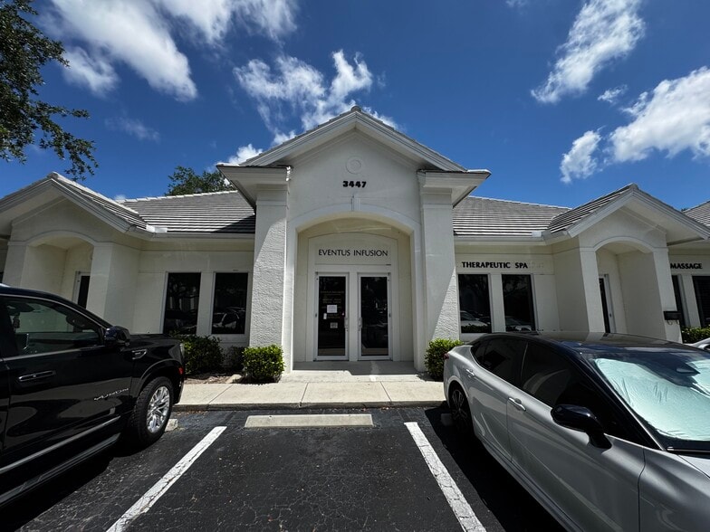 Primary Photo Of 3447 Pine Ridge Rd, Naples Medical For Lease