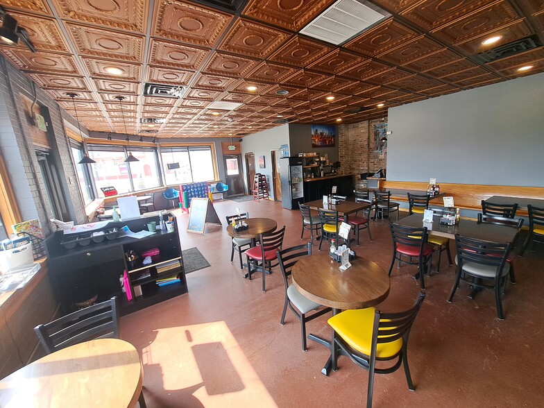 More Photos Of 5900 Miller Ave, Gary Restaurant For Sale