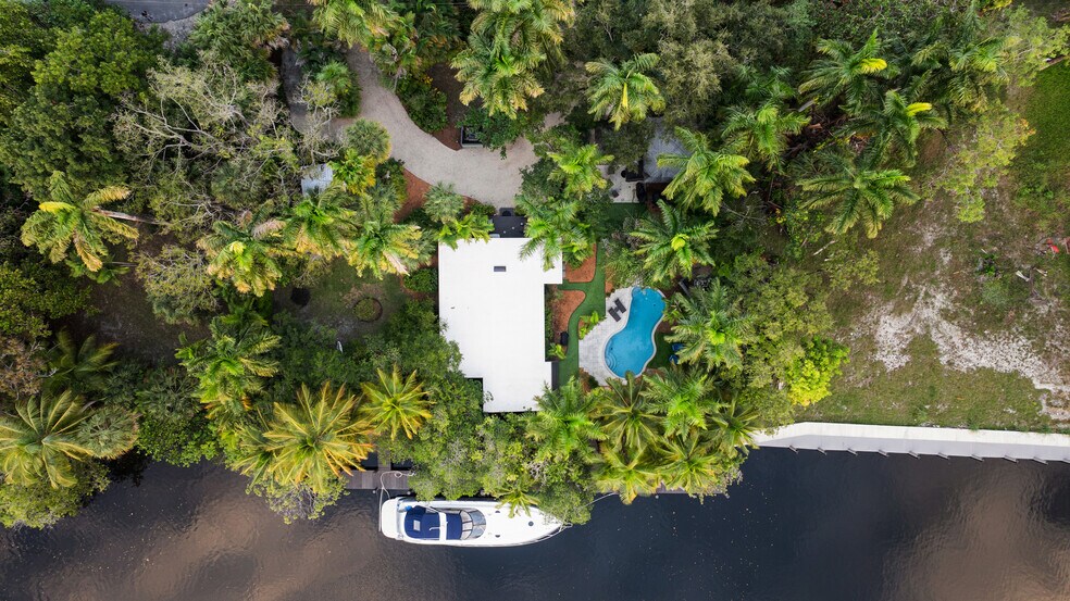 More Photos Of 301 Kennelworth Pl, Fort Lauderdale Specialty For Sale