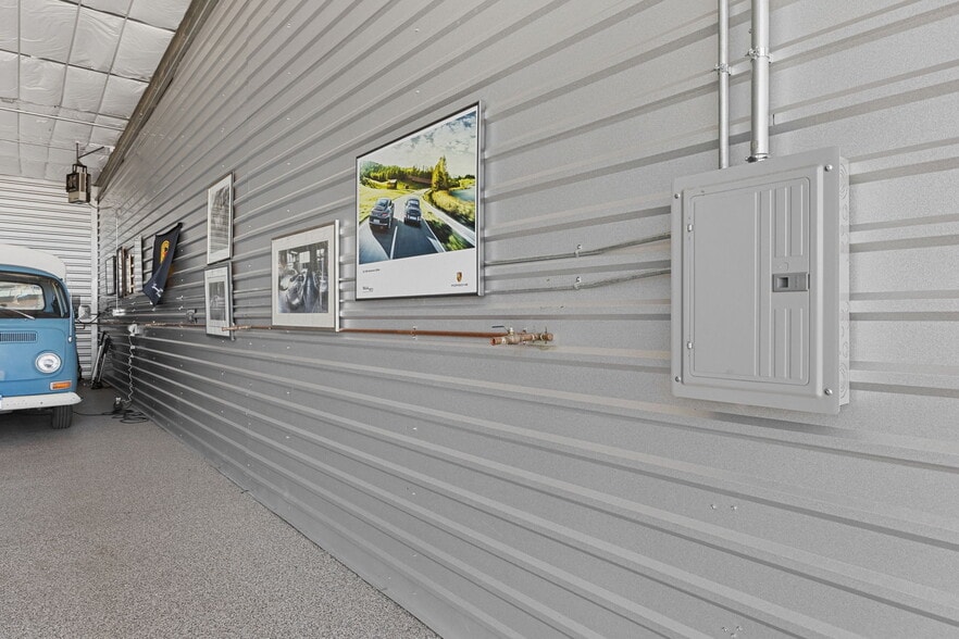 More Photos Of 14200 E Otero Ave, Englewood Self Storage For Sale