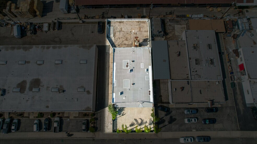 More Photos Of 343 N Clark Ave, Pomona Warehouse For Sale
