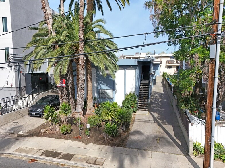 More Photos Of 11275 Huston St, North Hollywood Apartments For Sale