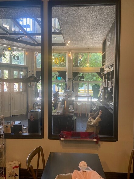 More Photos Of 1926 Cherokee St, Saint Louis Storefront Retail Residential For Sale