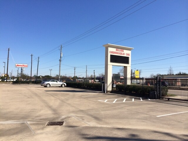 More Photos Of 12112 Bellaire Blvd, Houston Medical For Lease