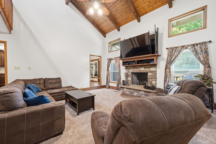 More Photos Of 3922 Highway 2, Cohutta Flex For Sale