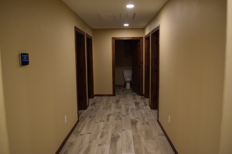 More Photos Of 9701 FM 307, Midland Flex For Lease