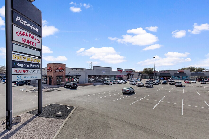 More Photos Of 400-900 Bugg Ln, San Marcos Unknown For Lease