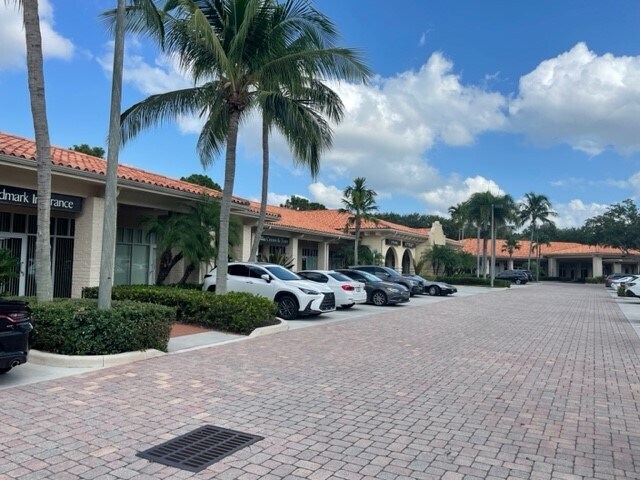 More Photos Of 8409 N Military Trl, Palm Beach Gardens Medical For Lease
