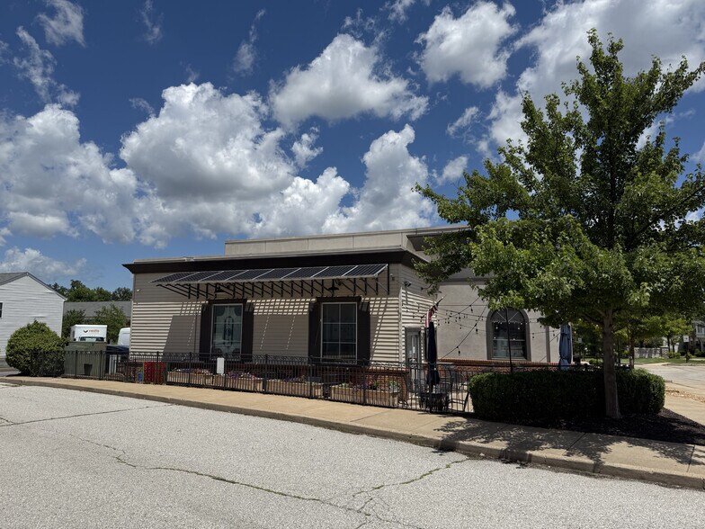 More Photos Of 7434 Village Center Dr, O'Fallon Restaurant For Sale