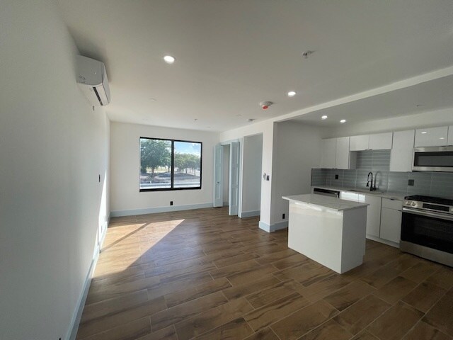 More Photos Of 2032-2036 N Dixie Hwy, West Palm Beach Apartments For Sale