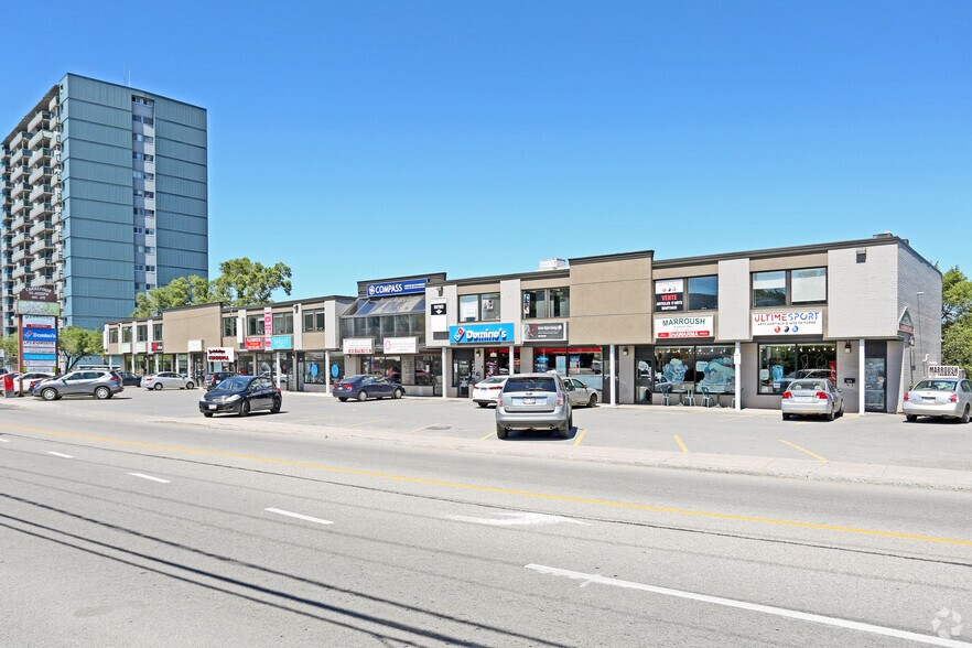 More Photos Of 662-678 Boul Saint-Joseph, Gatineau Storefront Retail Office For Lease
