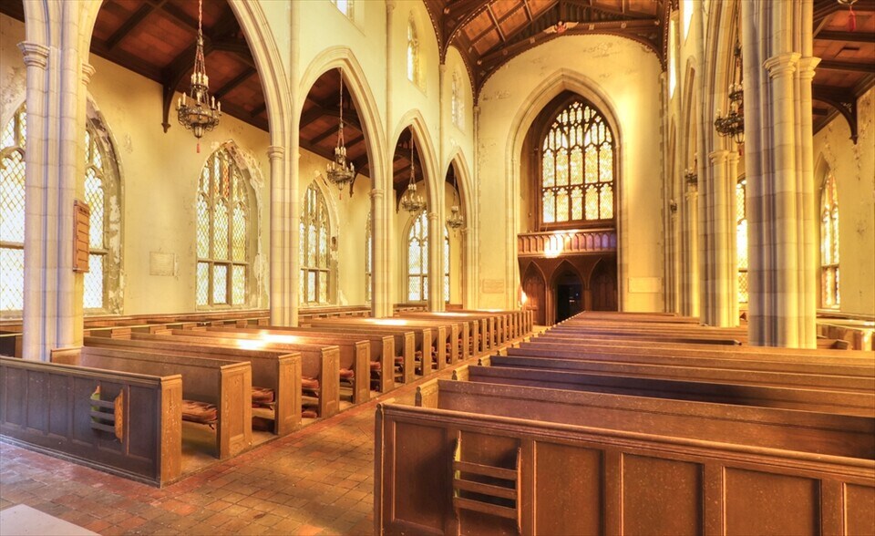 More Photos Of 520 S Main St, Geneva Religious Facility For Sale