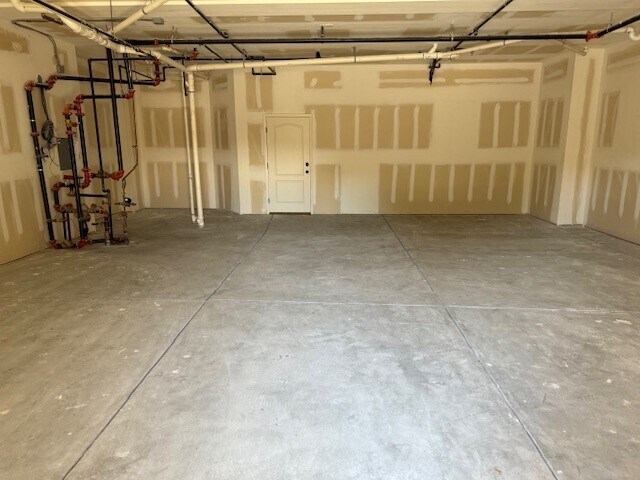 More Photos Of 9406 Mosaic Hts, Fountain Flex For Lease