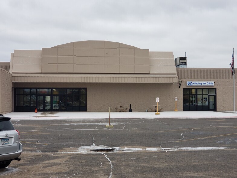 More Photos Of 990 W 41st St, Hibbing Unknown For Lease