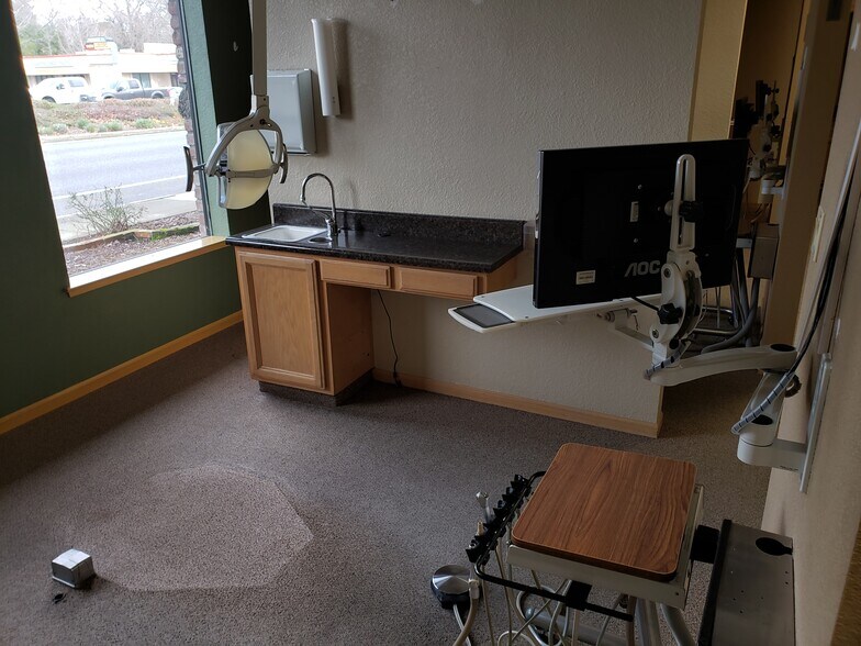 More Photos Of 3104 Sunset Blvd, Rocklin Medical For Lease