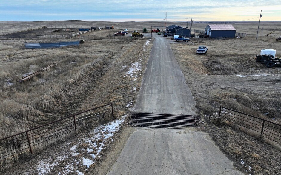 More Photos Of 18421 Opal Rd, Opal Land For Sale