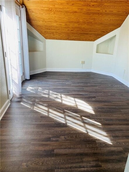 More Photos Of 23 N Summerlin Ave, Orlando Office For Sale