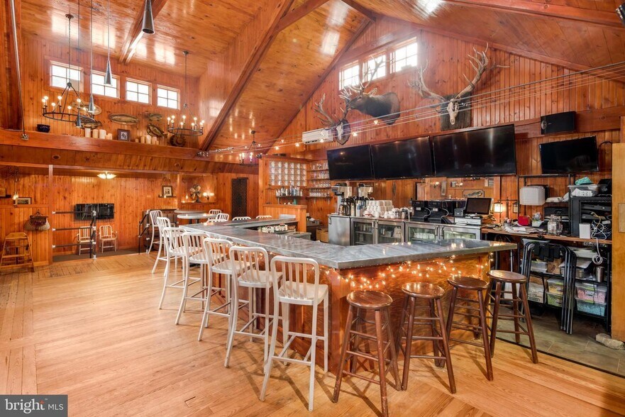 More Photos Of 1821 River Rd, Upper Black Eddy Restaurant For Sale