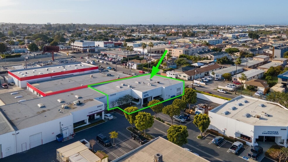 More Photos Of 22809 Lockness Ave, Torrance Warehouse For Sale