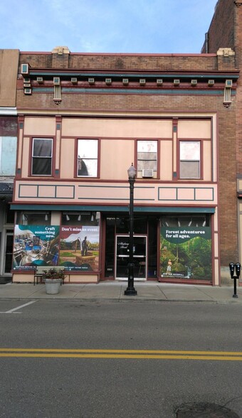 Primary Photo Of 223 Liberty St, Warren Storefront Retail Residential For Lease