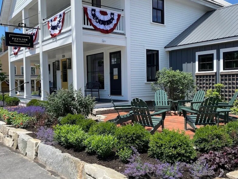 More Photos Of 126 S Main St, Wolfeboro Storefront Retail Residential For Sale