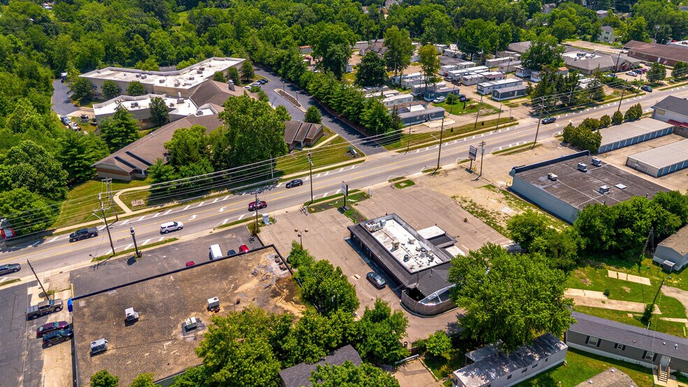 More Photos Of 8021 Hamilton Ave, Cincinnati Freestanding For Sale