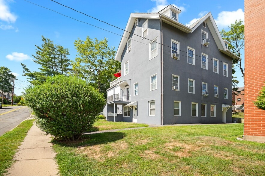 More Photos Of 128-132 High Ave, Nyack Apartments For Sale