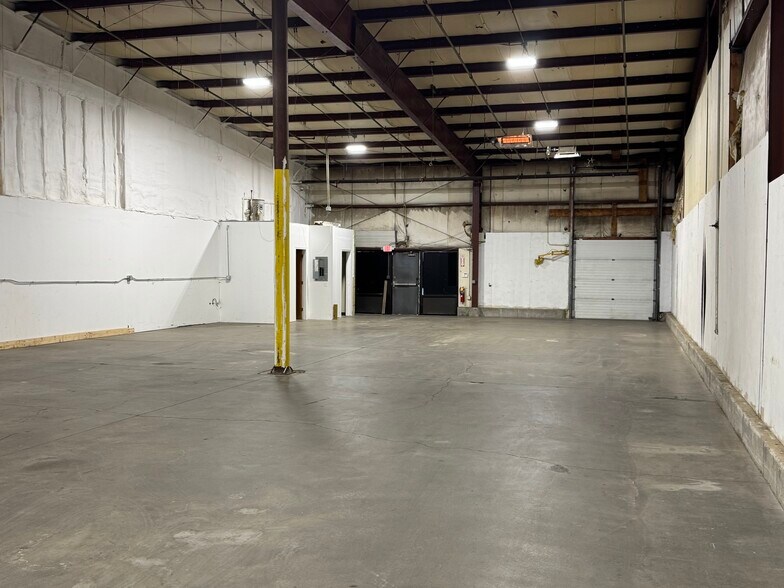 More Photos Of 36 Bartlett Rd, Gorham Light Distribution For Lease