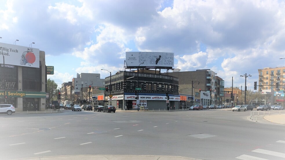 More Photos Of 3200-3206 N Lincoln Ave, Chicago Storefront Retail Office For Lease