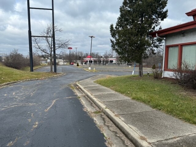 More Photos Of 7500 Poe Ave, Dayton Restaurant For Sale