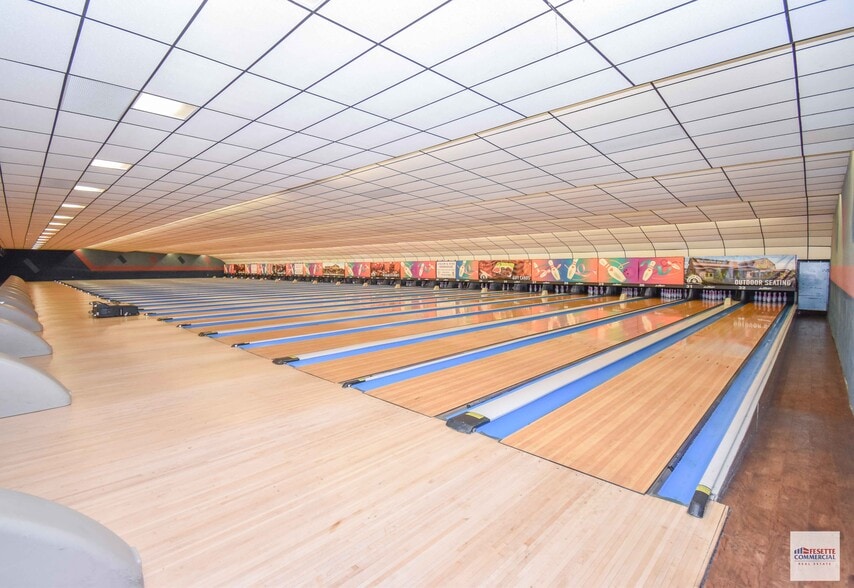 More Photos Of 28 N Bowl Ln, Plattsburgh Sports And Entertainment For Sale